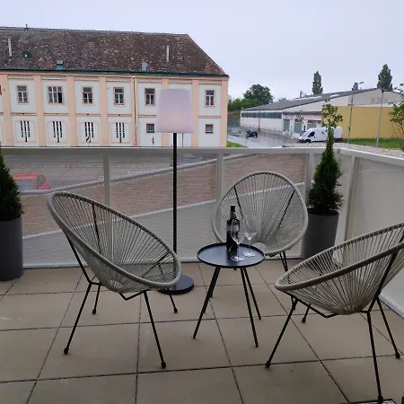 Wien-schwechat *